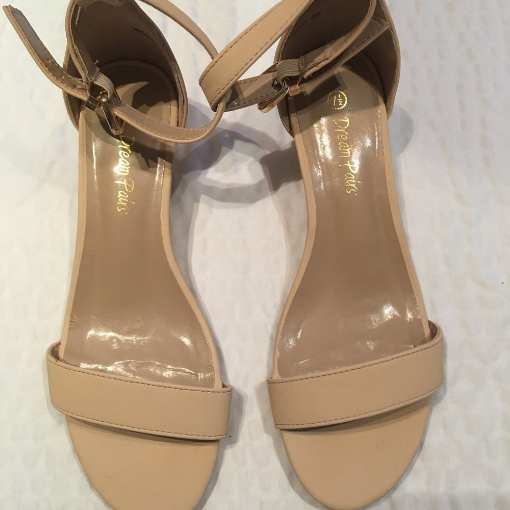 Dream Paris sandals